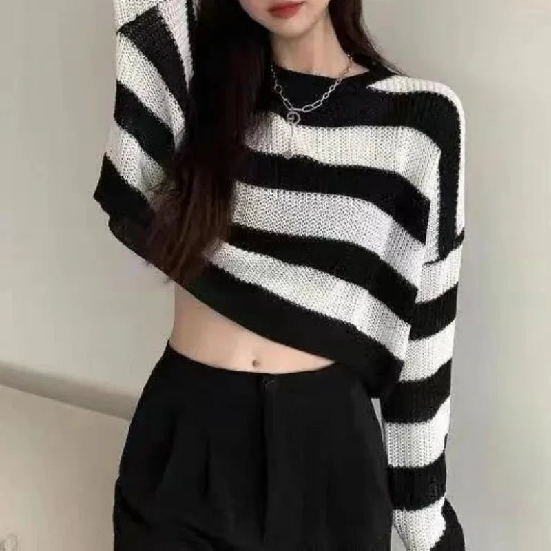 Korean Style Striped Cropped Sweater Women Vintage Oversize Knit Jumper Female Autumn Long Sleeve O-neck Pullovers Tops