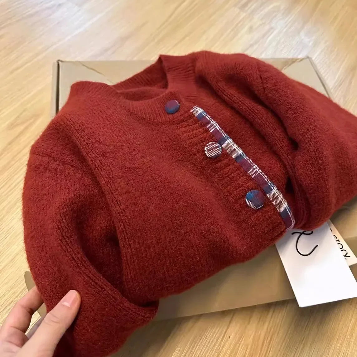 Korean fake two-piece round neck stitching plaid sweater women's autumn and winter clothes new loose casual Joker cardigan top