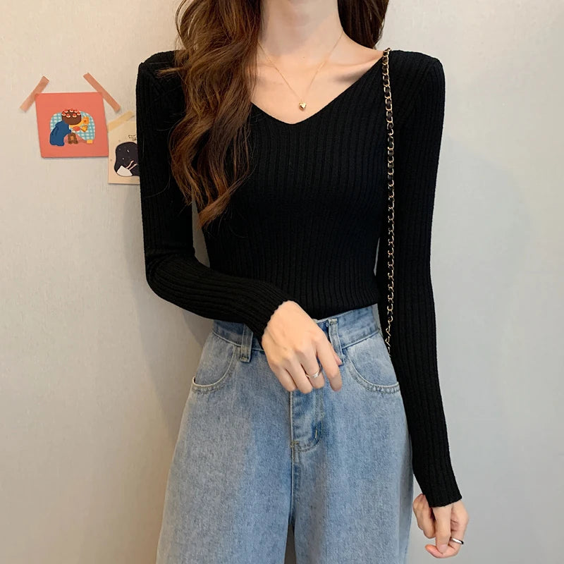 2025 Korean Autumn Winter V Neck Sweater Fashion Casual Long Sleeve Knitted Sweaters Solid Color Slim Pullovers Women Clothes
