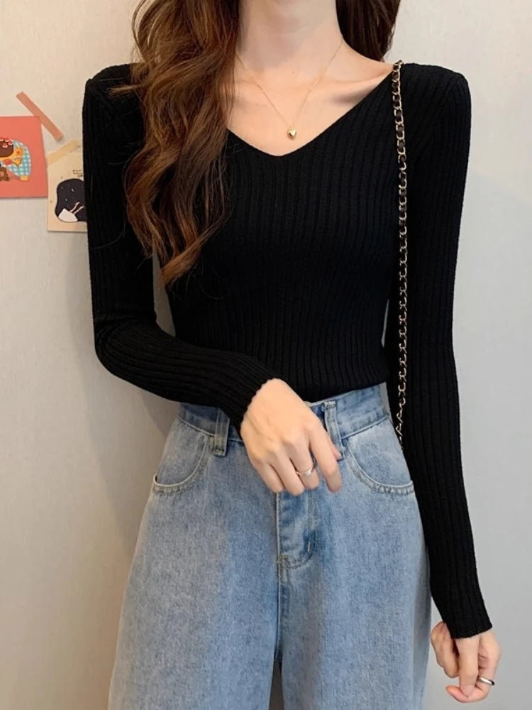 2025 Korean Autumn Winter V Neck Sweater Fashion Casual Long Sleeve Knitted Sweaters Solid Color Slim Pullovers Women Clothes