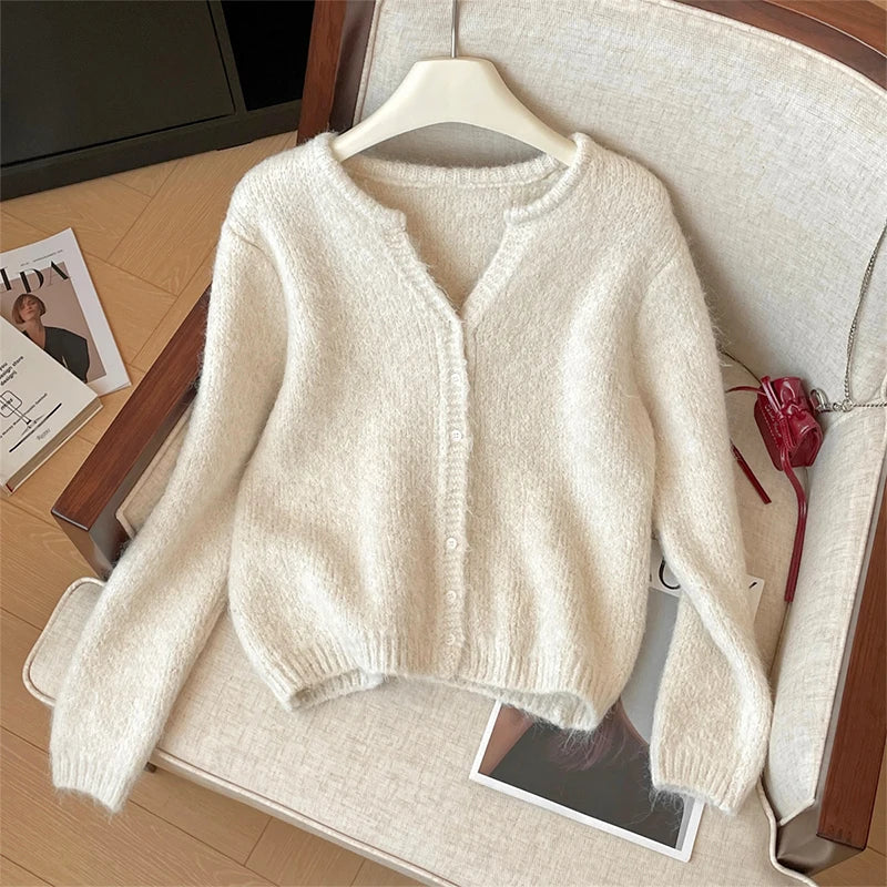 Women Beige Cardigan Cozy Sweater Harajuku Vintage Korean Y2k Long Sleeves V-Neck Cashmere Sweaters Jumper 2000s Clothes Autumn