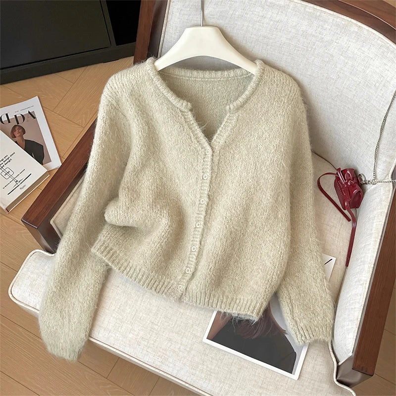 Women Beige Cardigan Cozy Sweater Harajuku Vintage Korean Y2k Long Sleeves V-Neck Cashmere Sweaters Jumper 2000s Clothes Autumn
