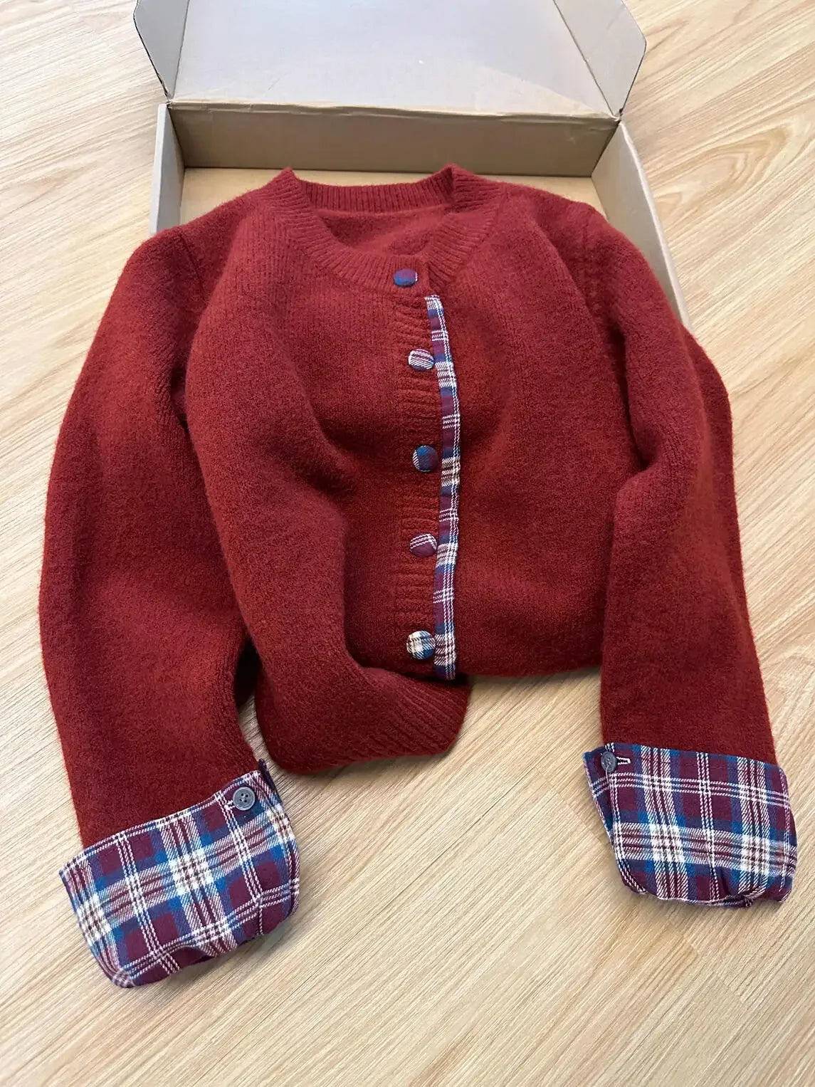 Korean fake two-piece round neck stitching plaid sweater women's autumn and winter clothes new loose casual Joker cardigan top