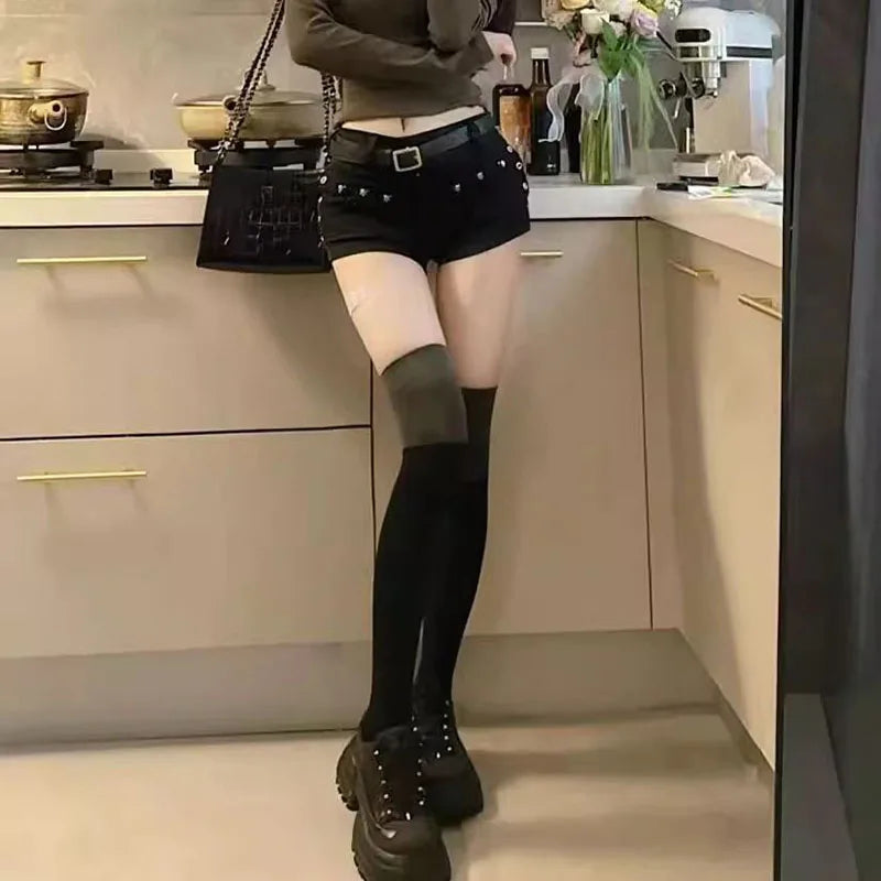 Black Sexy Low Waist Y2K Jean Shorts Woman Punk Gothic Popular Denim Super Shorts Female Korean Fashion Slin Fit Hot Short Pants